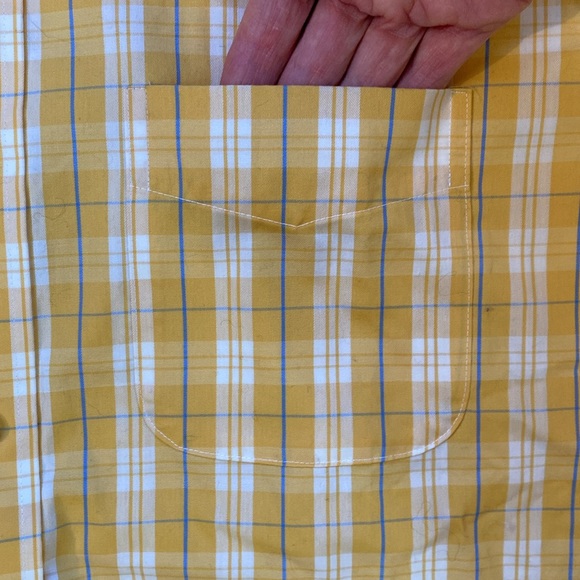 L.L.Bean Men’s Traditional Fit Short Sleeve Shirt - Picture 4 of 5